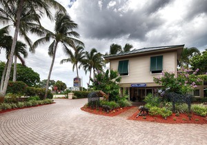 Best Western Naples Inn & Suites