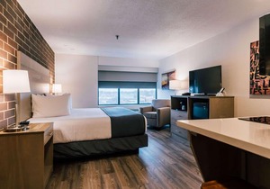 Best Western Plus Executive Residency Waterloo & Cedar Falls