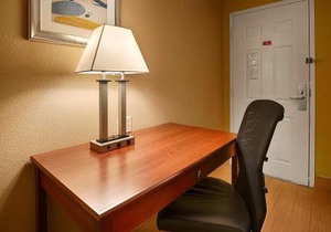 Best Western PLUS Fresno Inn