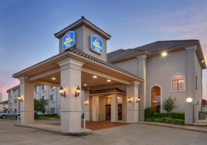 Best Western Plus Southpark Inn & Suites