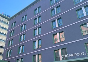 Best Western Premier CHC Airport