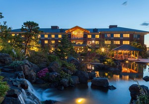Best Western Premier Boulder Falls Inn