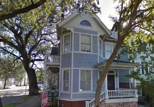 Big Blue House - Near Forsyth Park - Lower, Big Blue House - Near Forsyth Park - Lower