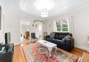 Bijoux - Waikanae Beach Cottage