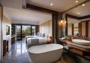 Bisma Room with Jungle View