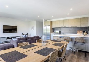 Blairgowrie Apartment 2 - on the beach