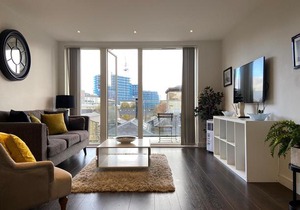 Blissful One Bed Near The River