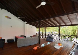 Blue Bay Beach Villas & Apartments