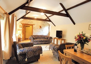 Bluebell Cottage - E4741