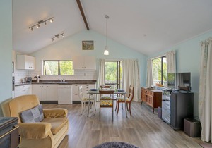 Bluebird Bach - Onemana Holiday Home