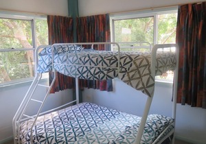 BLUEPOLES BEACH HOUSE ARAKOON-AIRCONDITIONED