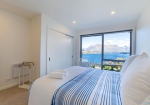 Bluewater Queenstown - Stunning Lake Views