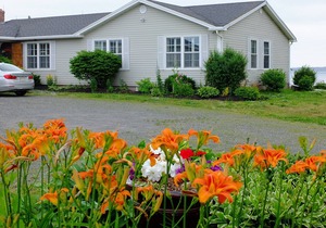 BLUEWATERS RETREAT VACATION HOME
