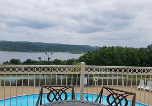 *Boaters Condo*Close to Lake*Pool*Walk-In*3 Kings*