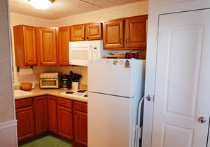 Bogue Shores 249: 1 BR, 1 BA Condominium in Atlantic Beach, Sleeps 4