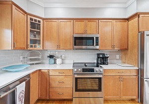 Bonnet Shores Beach House: Recently Renovated and Tastefully Furnished Getaway
