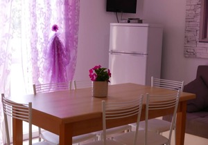 Boschetto two-room flat with air conditioning a few steps away from the beach