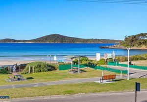 Boulder Bay Rd 1/2 - Fingal Bay