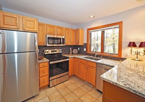 Boyne Mountain, Disciples Ridge 694 Condo, Sleeps 18, Superhost