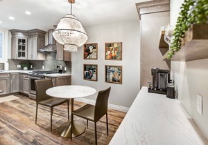 Brand New 1 Bedroom Luxury Bungalow steps from Sonoma Plaza