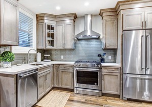 Brand New 1 Bedroom Luxury Bungalow steps from Sonoma Plaza