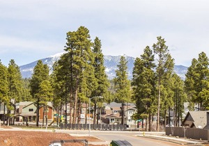 Brand New, Beautiful Home! Glorious Mountain Views! Ideal Location!