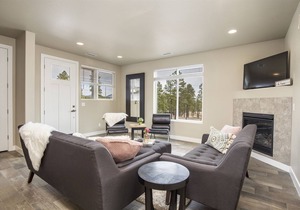 Brand New, Beautiful Home! Glorious Mountain Views! Ideal Location!