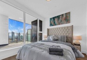 Brand new Luxury 1bd+1ba@Metrotown