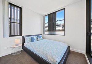 Brand new modern apartment in Leichhardt close to CBD