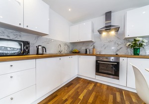 Brand New Self-Contained Modern Studio, Paddington