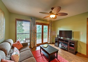 Branson West Condo w/Pool + Fishing Lake Access!