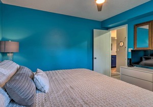 Branson West Condo w/ Seasonal Pool Access!
