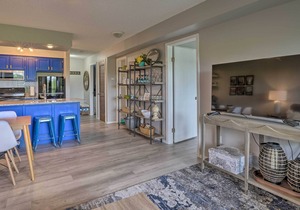 Branson West Condo w/ Seasonal Pool Access!