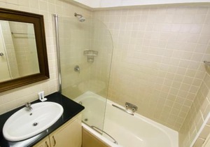 Breakers Resort Apartments