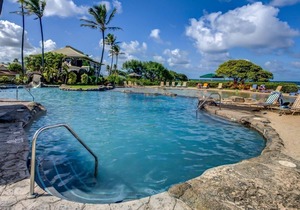 Breathtaking Oceanfront Resort, 4 pools, 2 Jacuzzis and Restaurants on Site