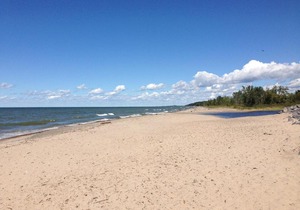 Brennan Beach Lakeview Park Model 9