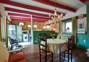 Breton Escape in Querrien
