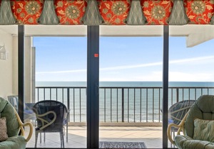 Brigadune 9F Spectacular Views! Renovated, Perfect Location, Close to Everything