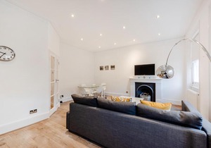 Bright 1 bedroom apt in Kensington Olympia