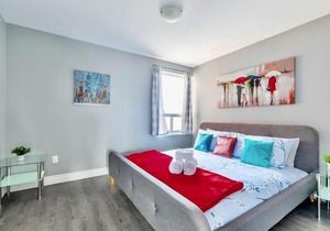 Bright 1BR apt w King bed -Close to DT Hamilton