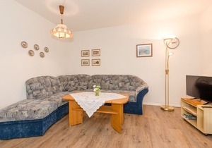 Bright apartment in a quiet location in the Sauerland with garden and terrace