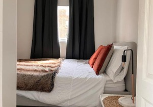 Bright CHISWICK Apartment - Great LOCATION