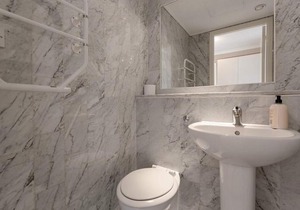 Bright, Modern One-bed With Stunning View of Thames