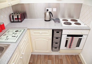 Bright & Quiet Edinburgh Home + Free Parking