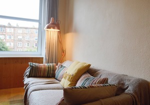 Bright & Quiet Edinburgh Home + Free Parking