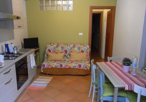 bright two-room mezzanine near Piazza Statuto