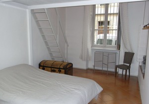 bright two-room mezzanine near Piazza Statuto