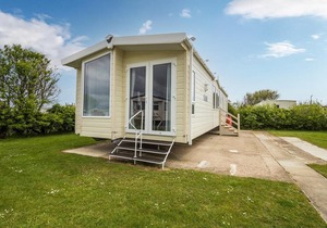 Brilliant 6 berth caravan for hire at Skipsea Sands Holiday Park ref 41037NF