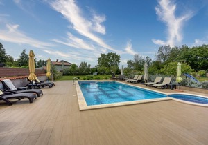 Brioni Red A3 with shared pool