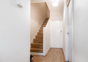 Broadhurst House Deluxe Room 2